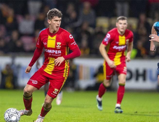 在中卫范戴 在中卫范戴