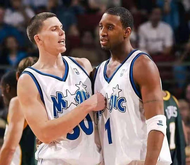 随着收入水 随着收入水