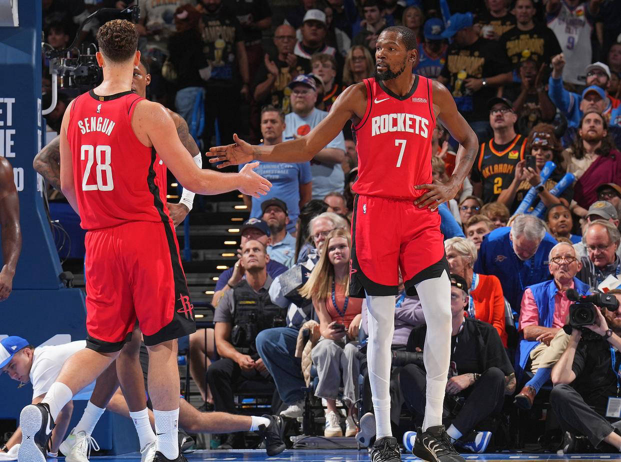 的侧翼才是 的侧翼才是